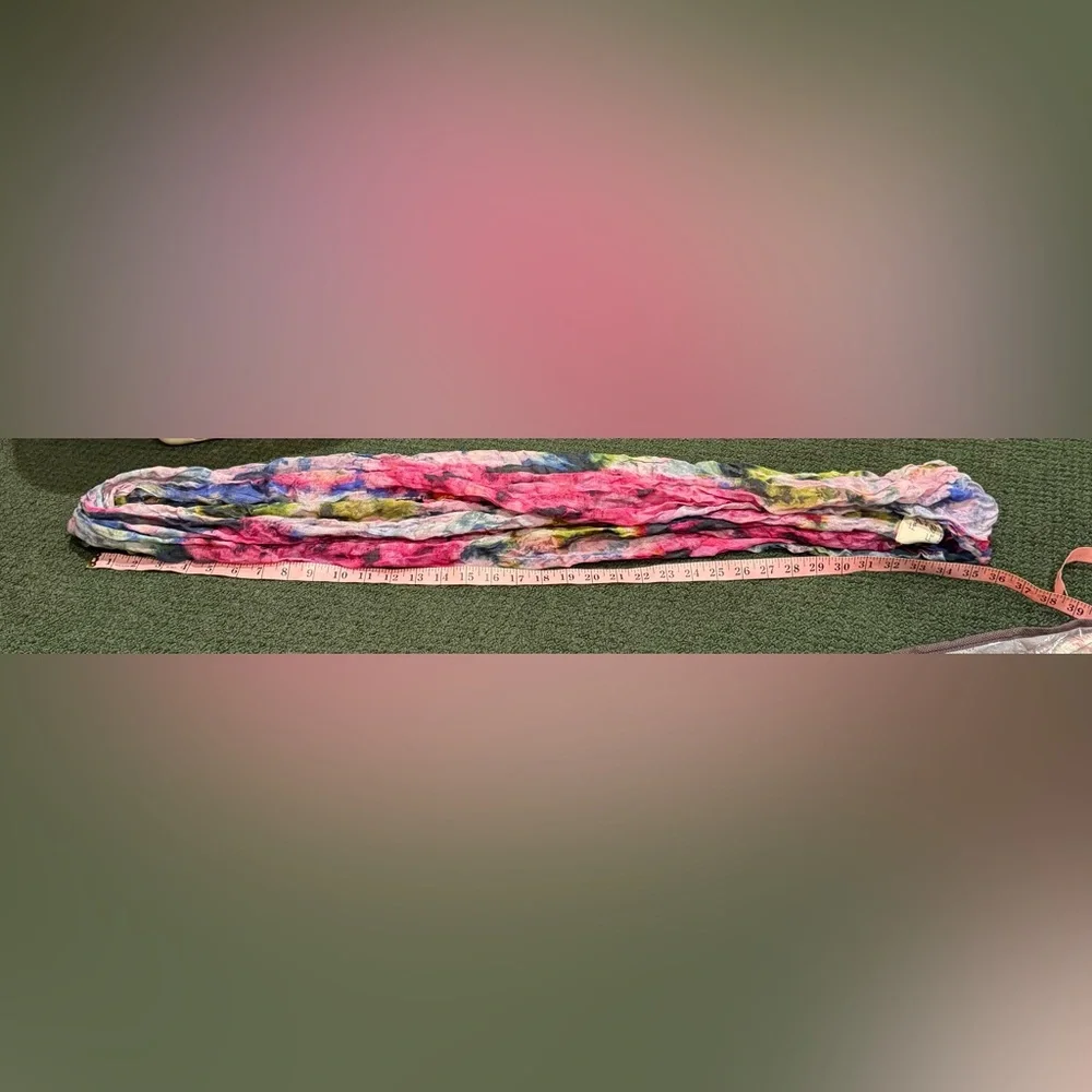 Fay Et Fille floral NWOT infinity Multicolor Neck Wrap/Scarf